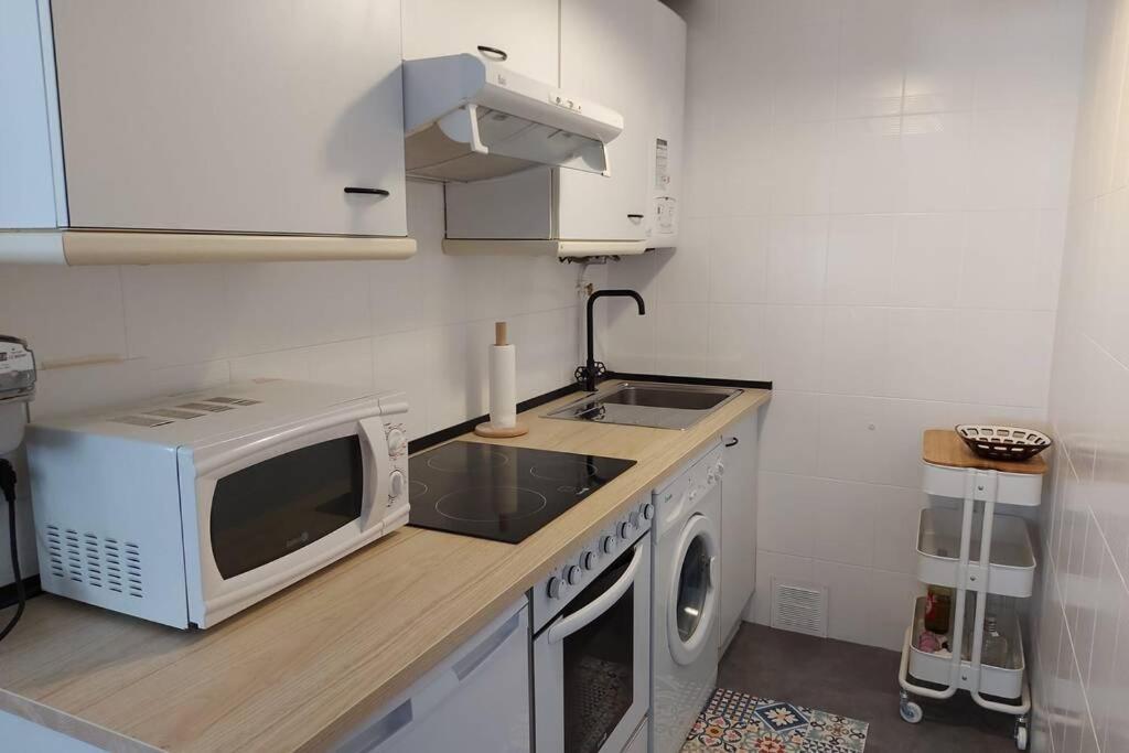 Bonito/céntrico apartamento con garaje en Sallent Sallent de Gállego Esterno foto